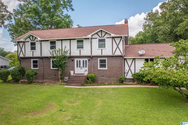 Anniston, AL 36206,827 CREEK TRAIL
