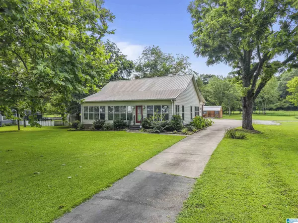 8140 N VALLEY ROAD, Pinson, AL 35126