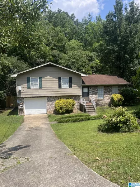 2645 NE 6TH STREET NE, Center Point, AL 35215