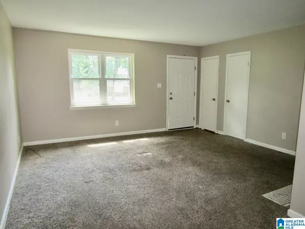 Center Point, AL 35215,1735 6TH STREET NW