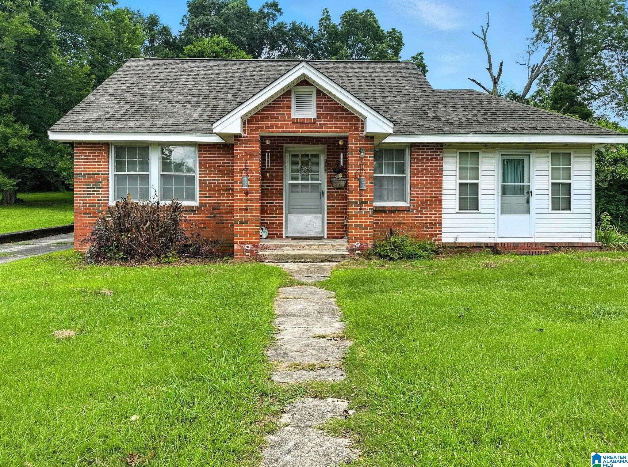 Clanton, AL 35045,1006 2ND AVENUE N