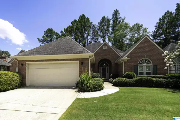 136 SOUTHLAKE LANE, Hoover, AL 35244