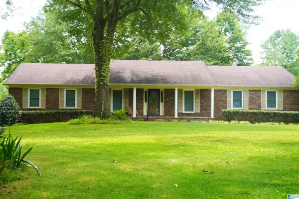 5025 EUBANKS ROAD SE, Bessemer, AL 35022