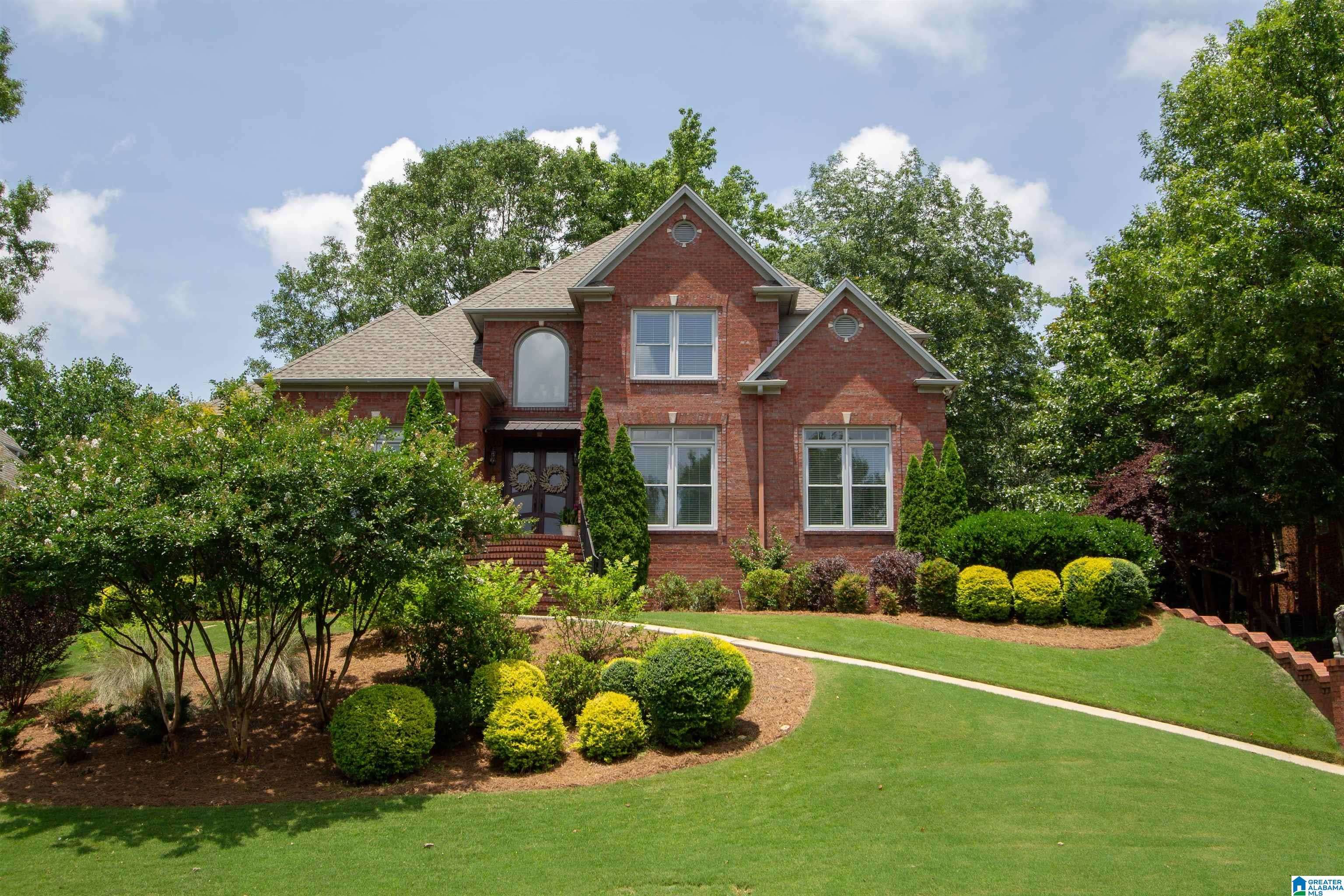 137 SOUTHVIEW DRIVE, Hoover, AL 35244