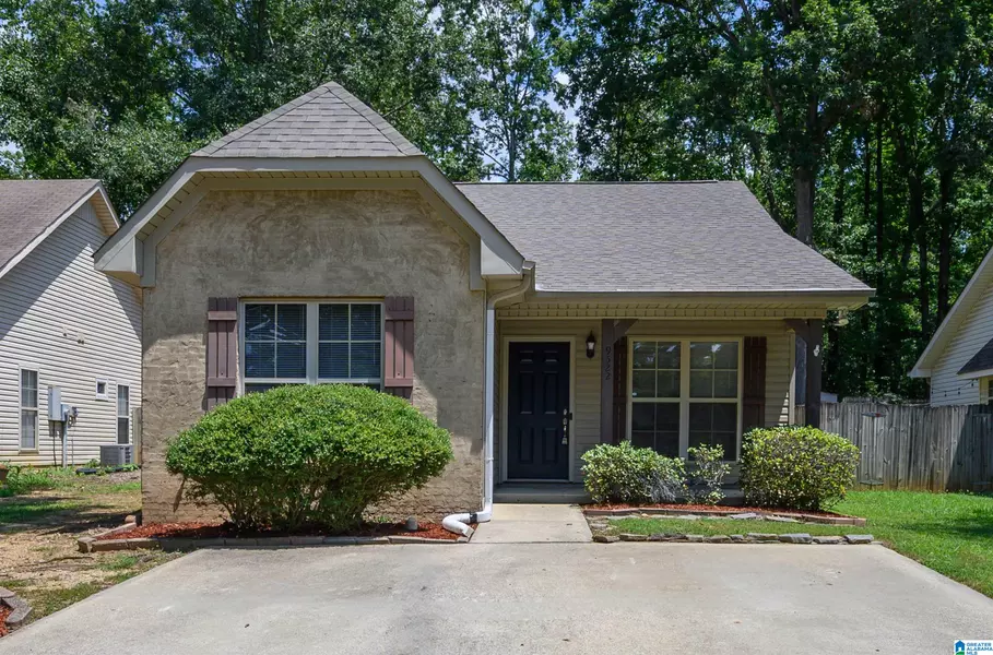 9522 BROOK FOREST CIRCLE, Helena, AL 35080