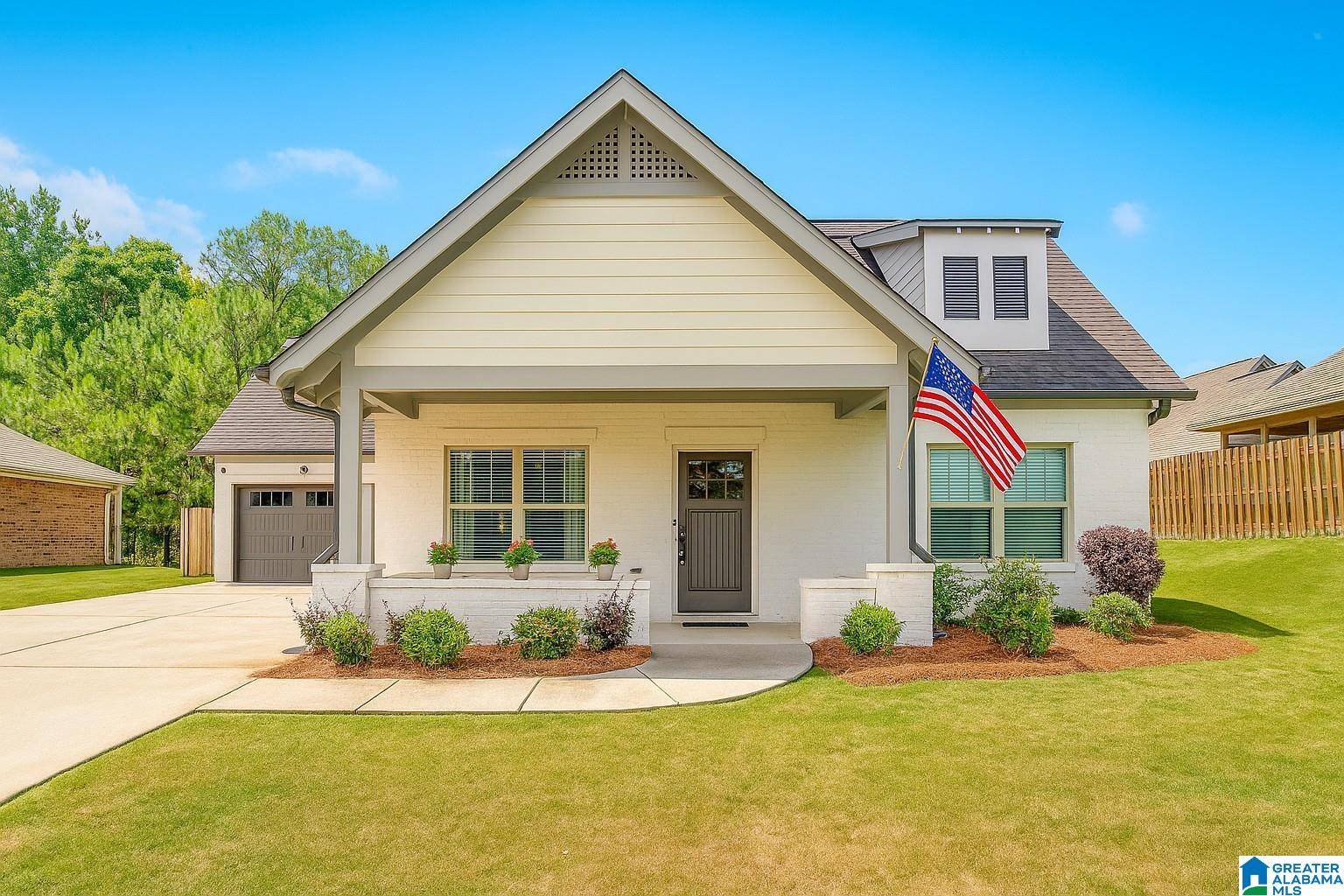 131 LAKE CHELSEA DRIVE, Chelsea, AL 35043
