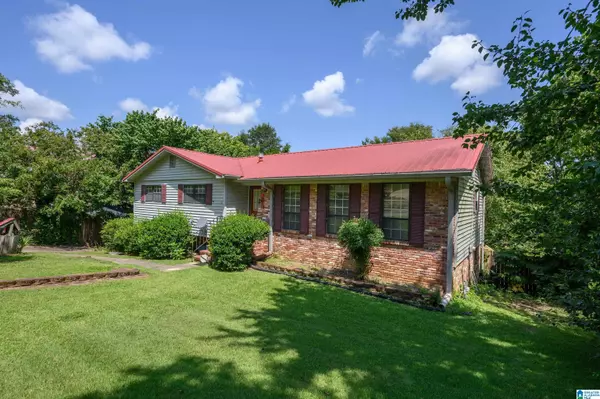 2615 HICKORY LANE, Moody, AL 35004