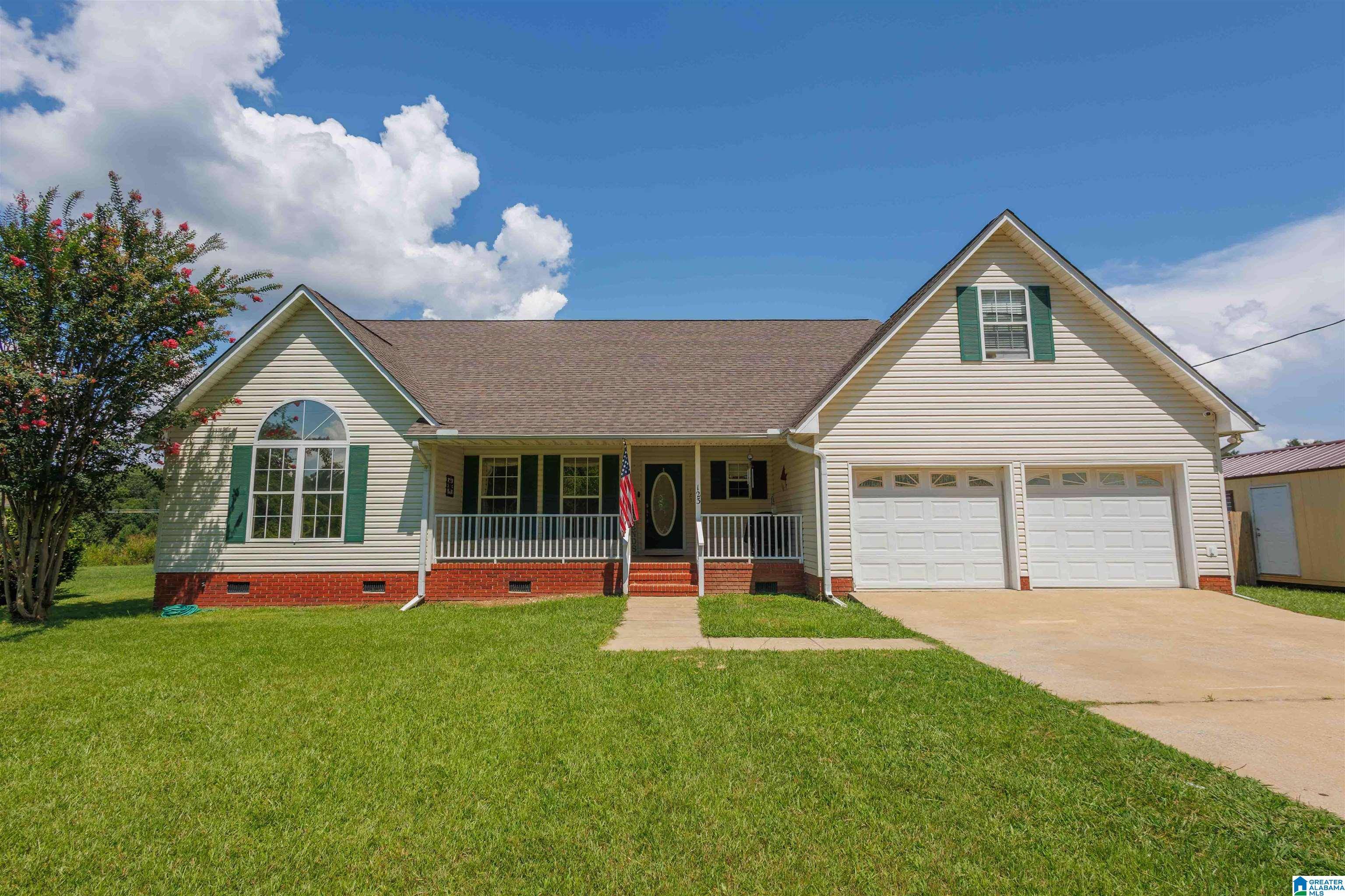 123 MEADOW FARM LANE, Childersburg, AL 35151