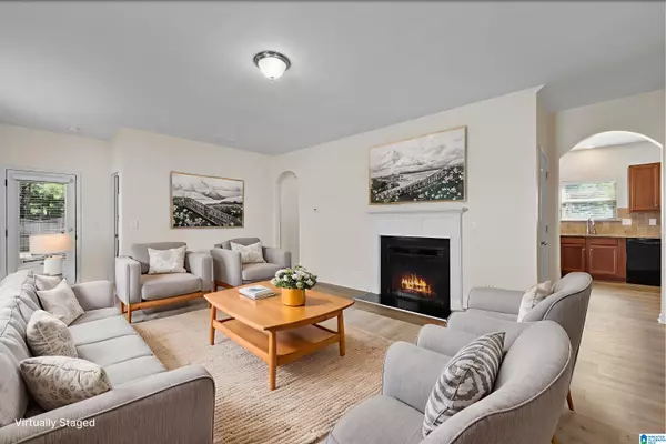 Trussville, AL 35173,411 GLEN CROSS WAY