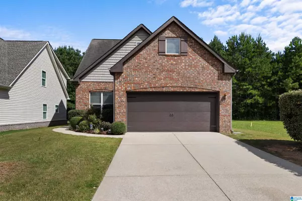 Trussville, AL 35173,411 GLEN CROSS WAY