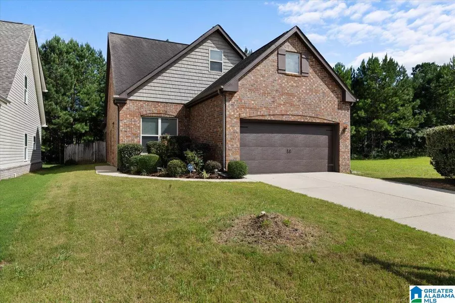 411 GLEN CROSS WAY, Trussville, AL 35173