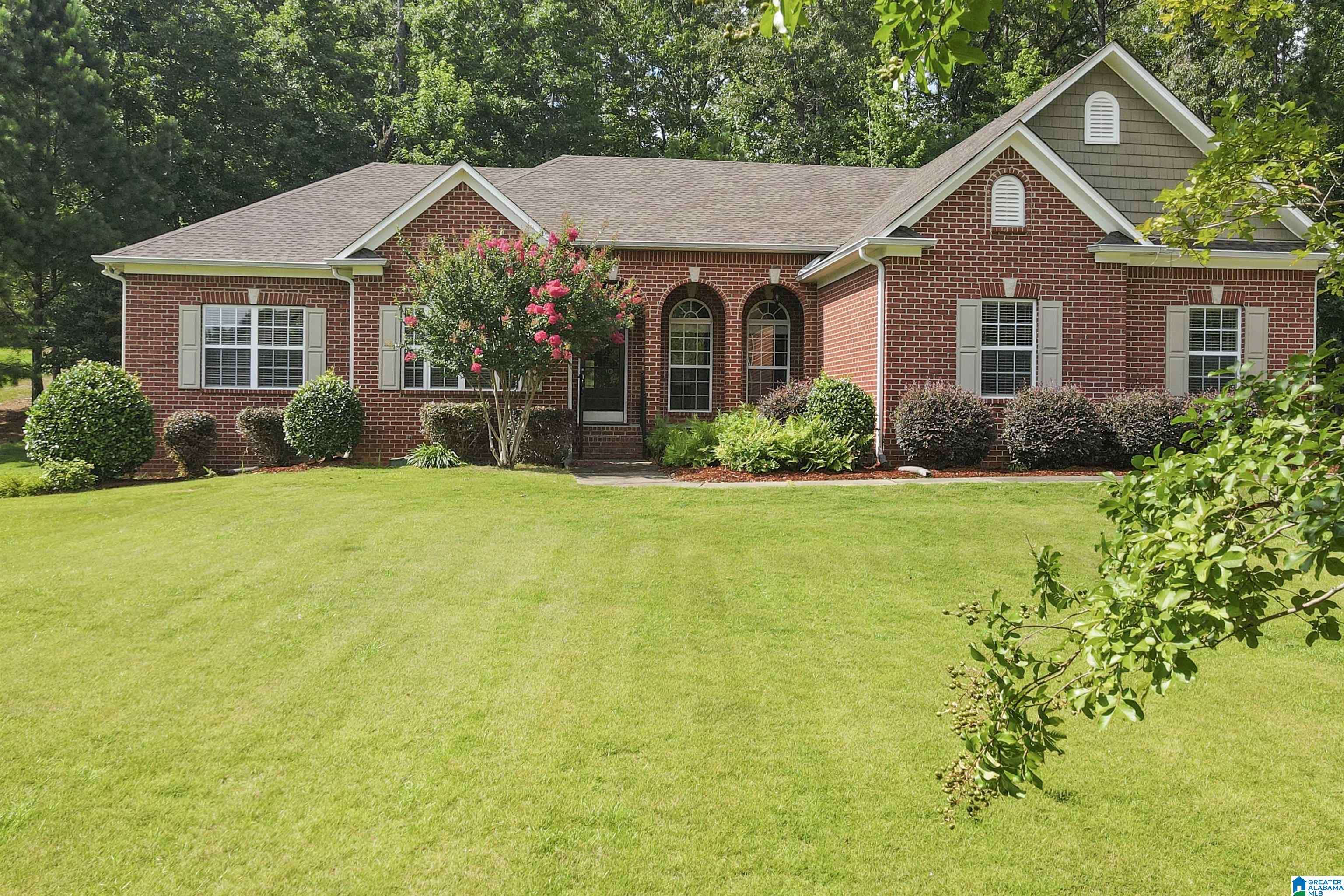 226 THOROUGHBRED LANE, Alabaster, AL 35007