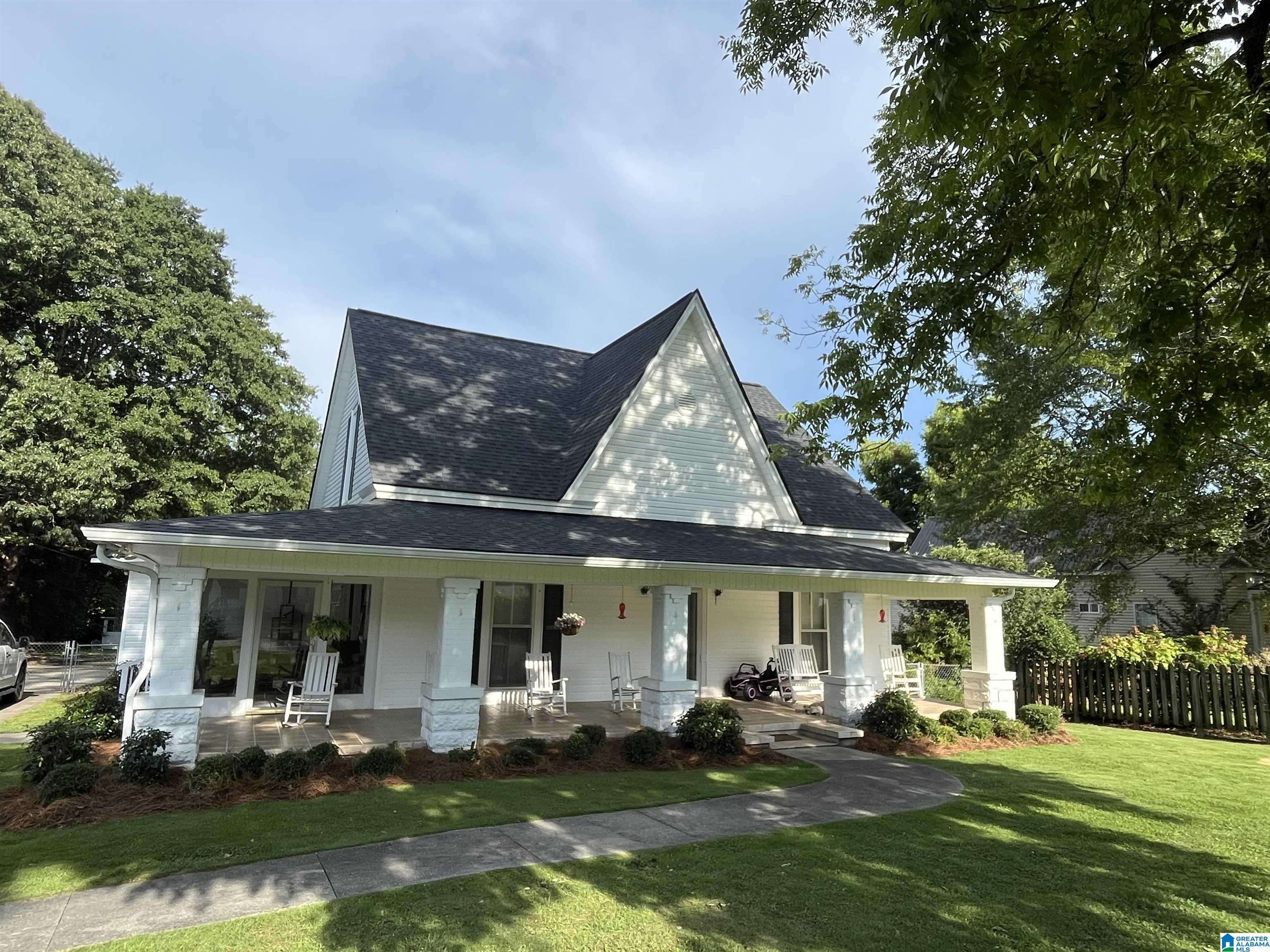 1025 COUNTY ROAD 229, Five Points, AL 36855