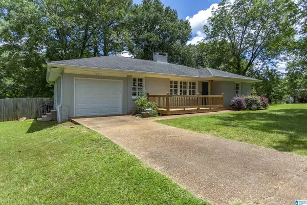 Bessemer, AL 35022,1086 HILLCREST DRIVE