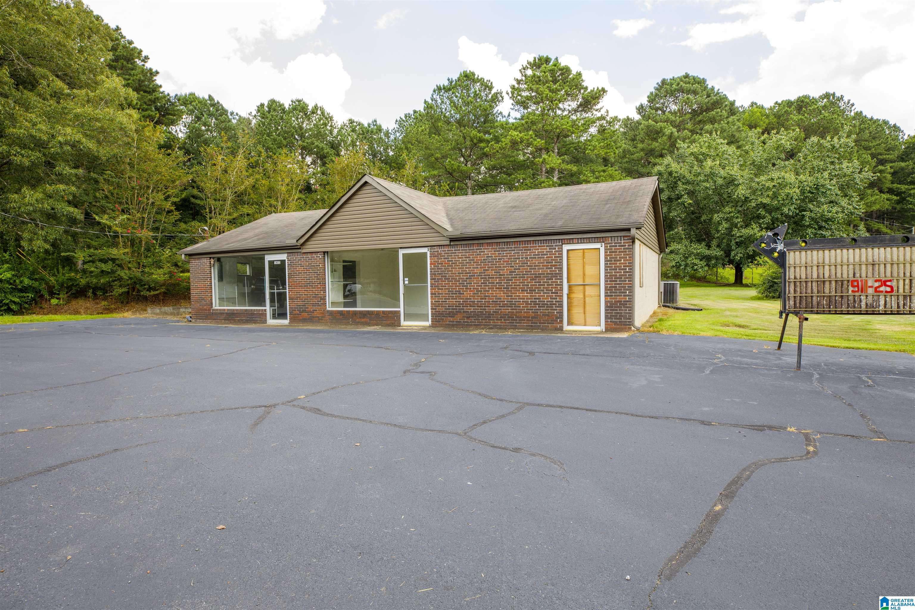 5402 BIRMINGPORT ROAD, Mulga, AL 35118