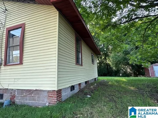 Graysville, AL 35073,271 7TH STREET NE