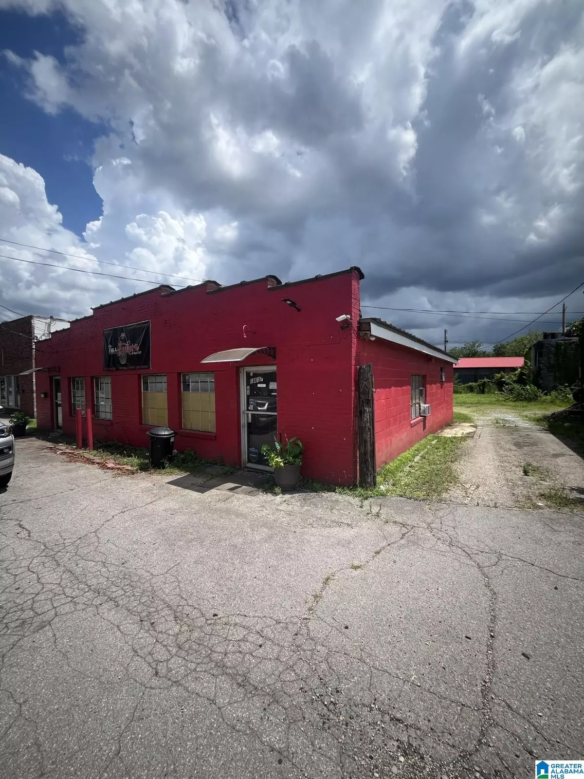 Birmingham, AL 35208,1417 LOMB AVENUE
