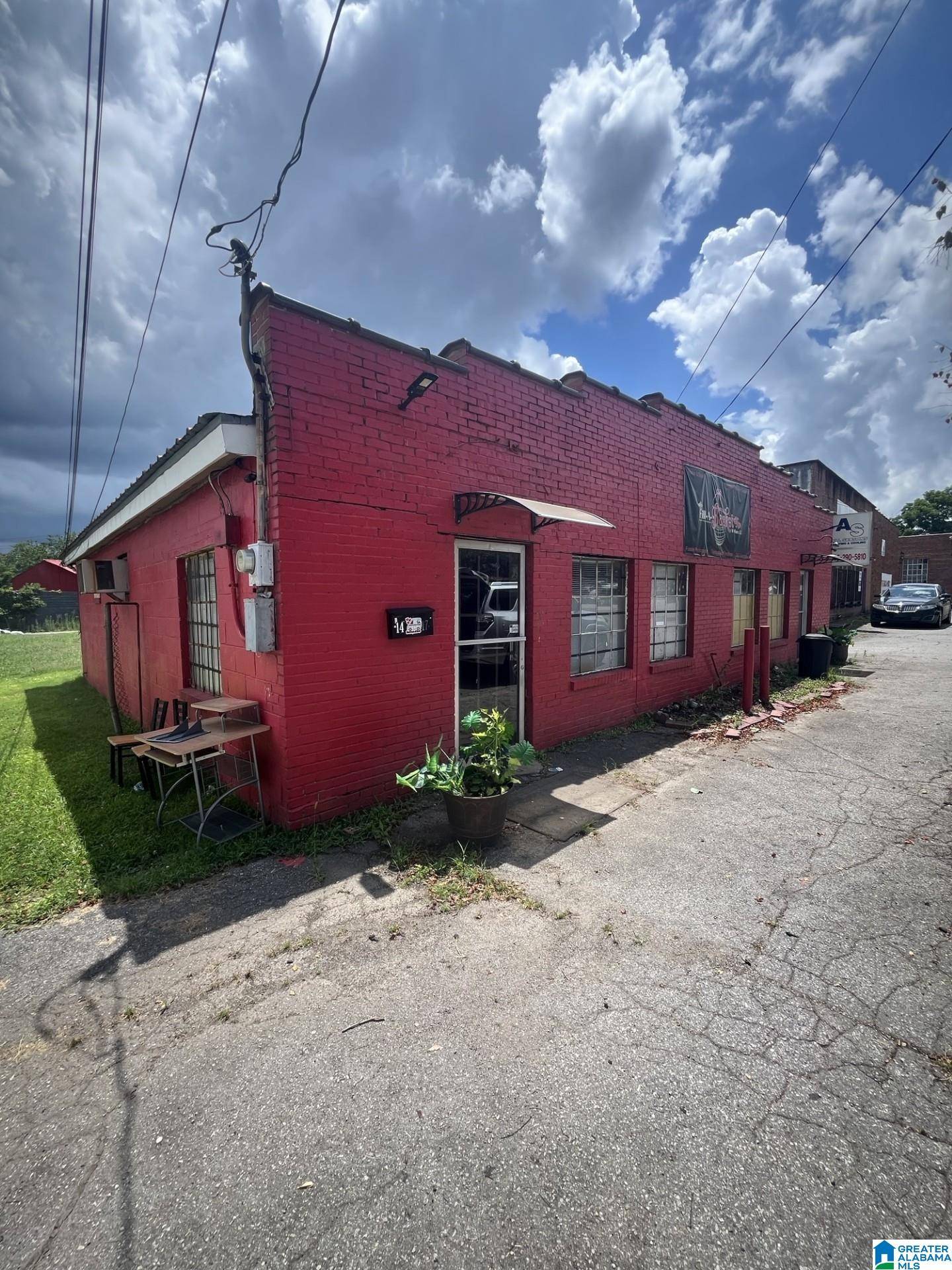 Birmingham, AL 35208,1417 LOMB AVENUE