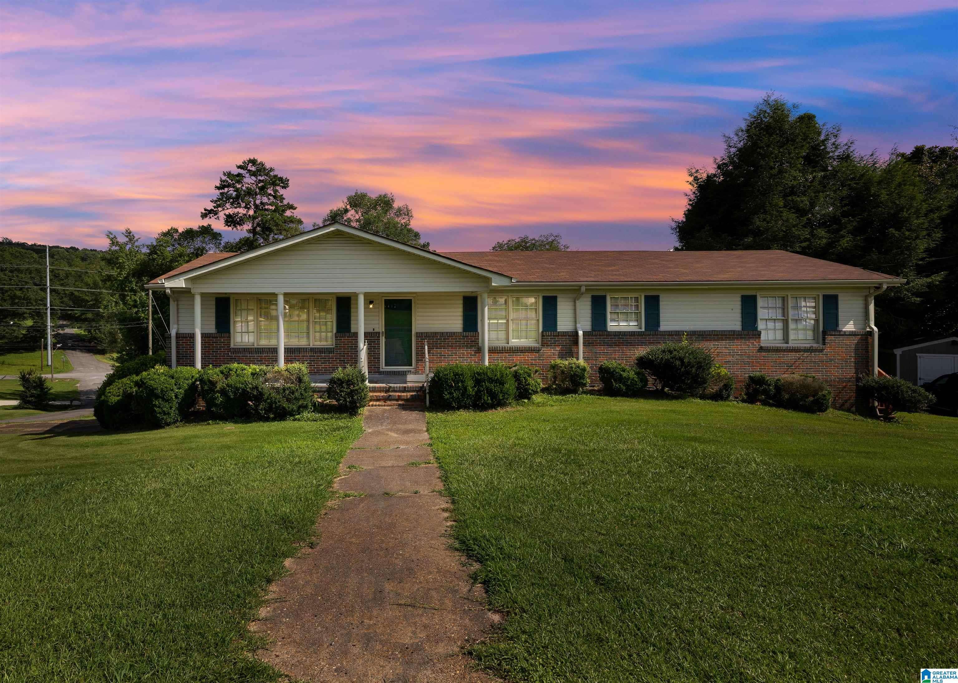 Oneonta, AL 35121,1 GRANDVIEW DRIVE