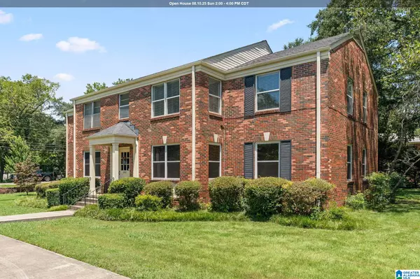 2502 MOUNTAIN BROOK CIRCLE #D, Mountain Brook, AL 35223