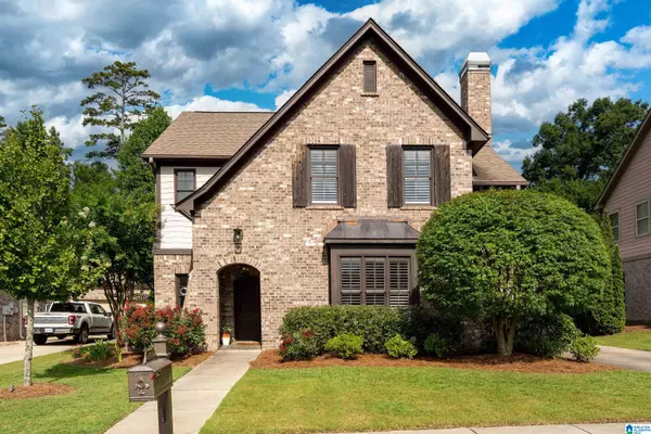 1363 OXFORD MANOR LANE, Birmingham, AL 35242