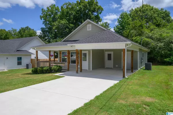 Oneonta, AL 35121,115 TRINITY LANE