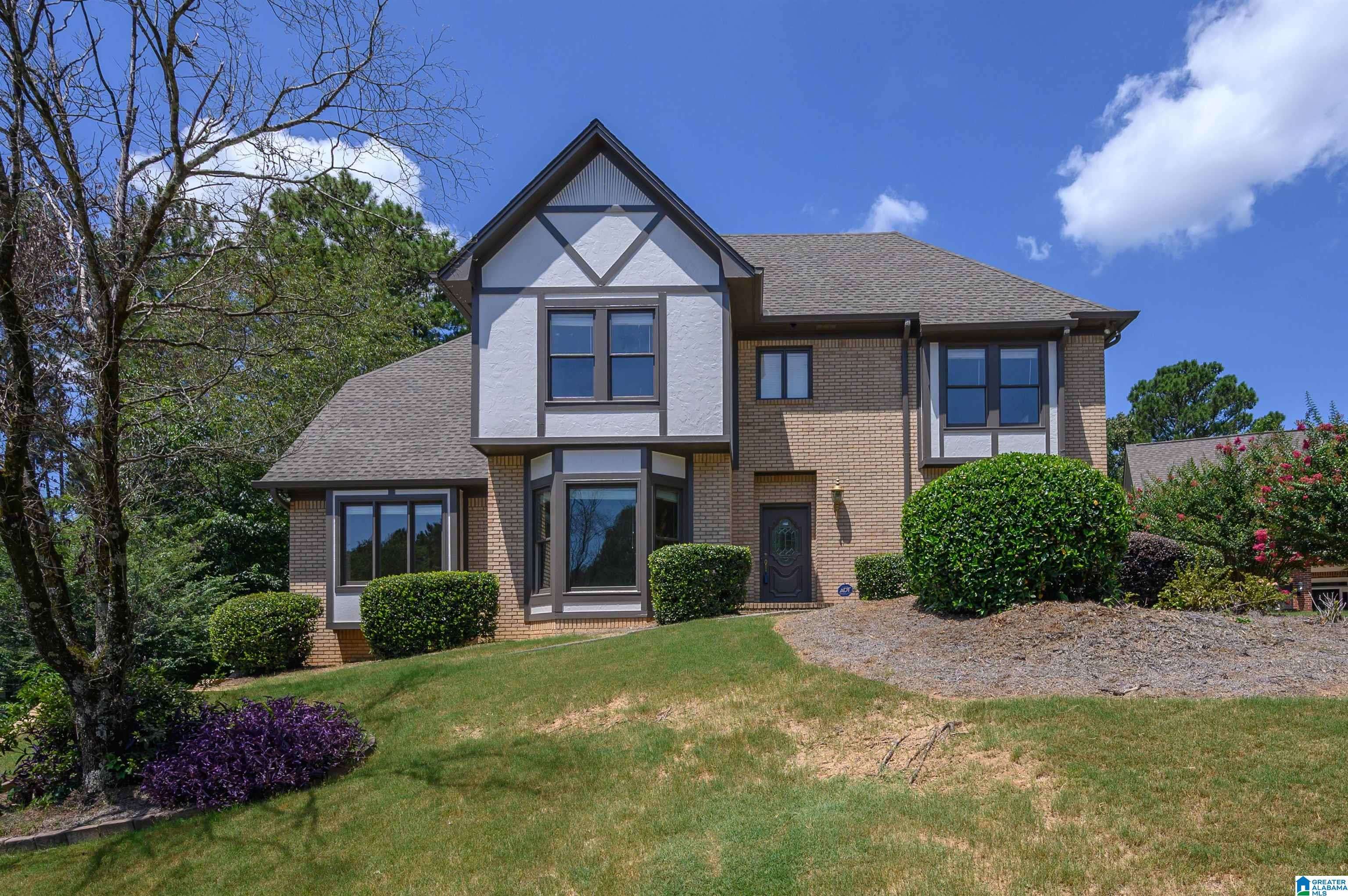 1009 LAKE POINT LANE, Hoover, AL 35244