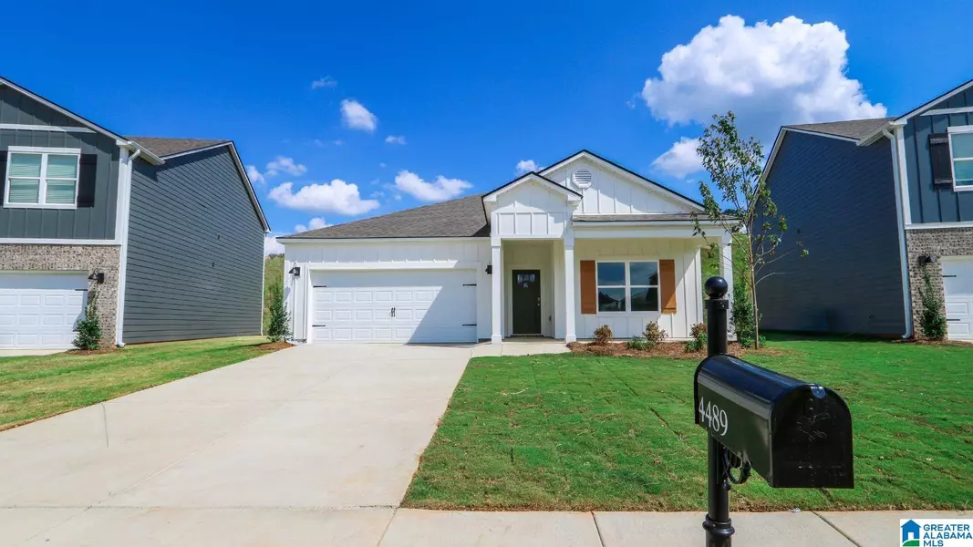 4489 ROSSER FARMS PARKWAY, Bessemer, AL 35022