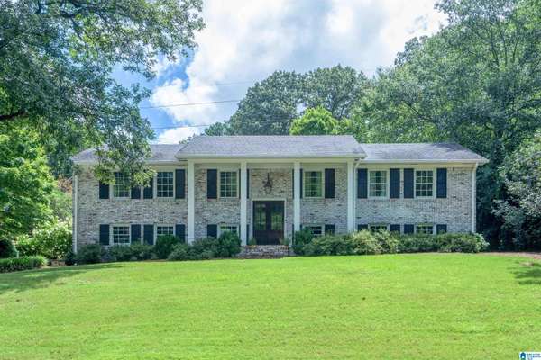 1405 COSMOS CIRCLE, Vestavia Hills, AL 35216