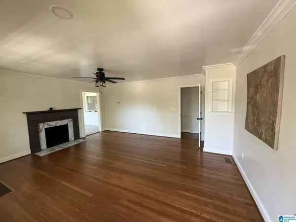 Homewood, AL 35209,1807 MAYFAIR DRIVE