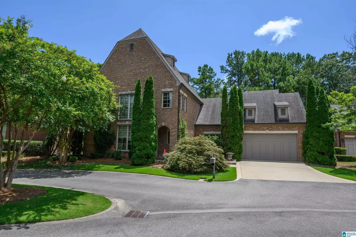 Vestavia Hills, AL 35242,3821 ALSTON CREST
