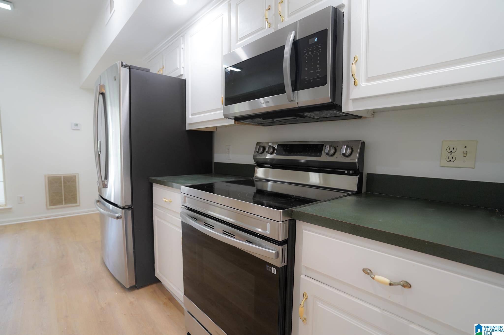 Pelham, AL 35124,253 CAMBRIAN RIDGE TRAIL