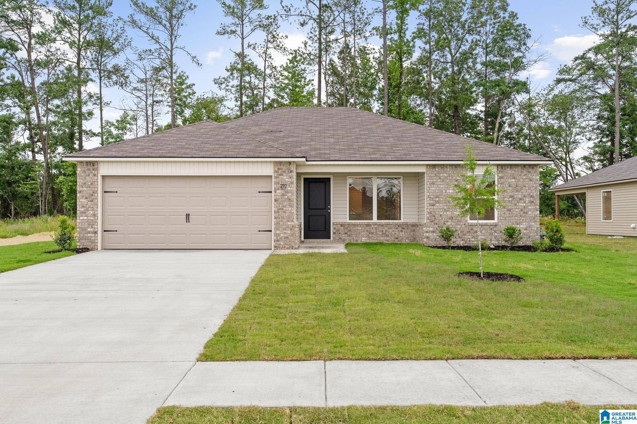 Calera, AL 35040,884 CAMDEN LOOP