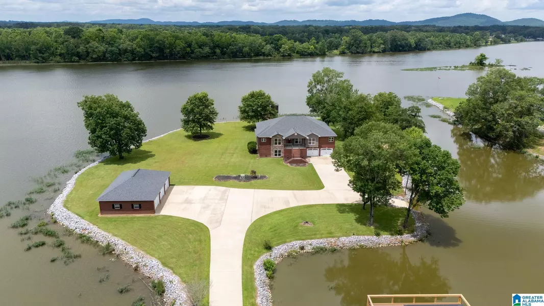 812 EAST HAVEN DRIVE, Glencoe, AL 35905