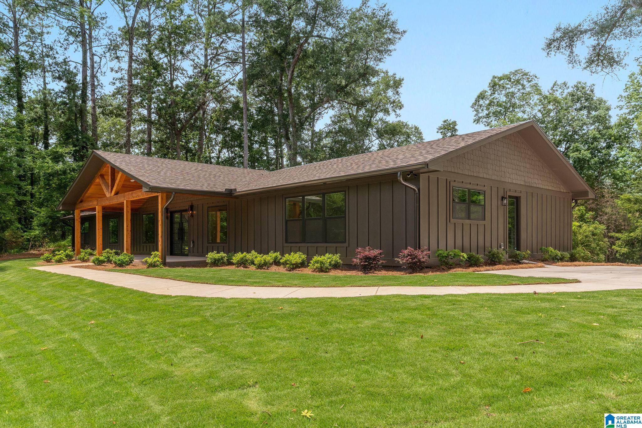 1202 CAHABA RIVER ESTATES, Hoover, AL 35244