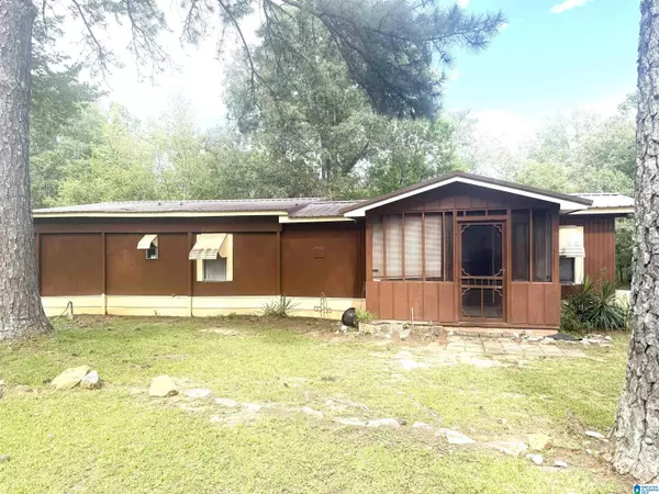 806 PINE GROVE ROAD, Sylacauga, AL 35150