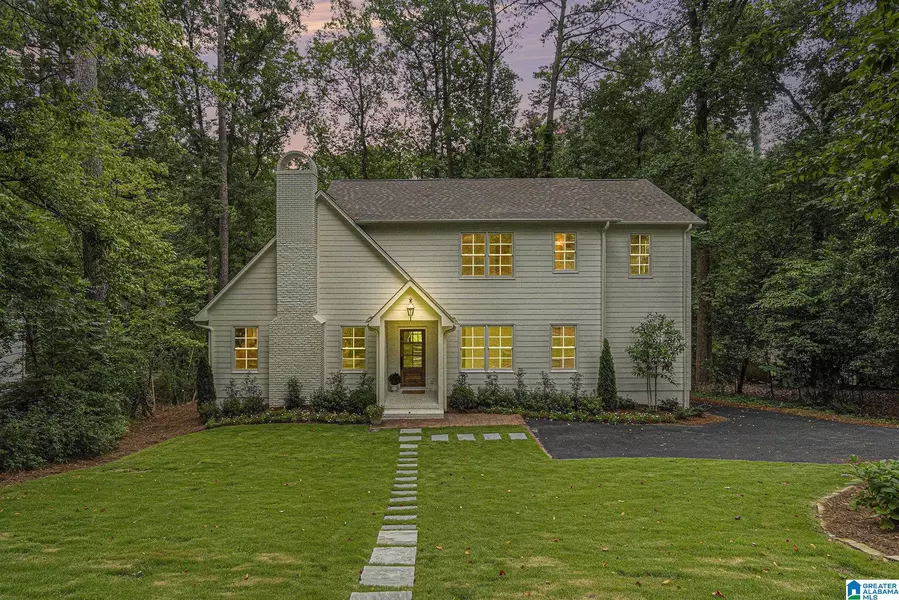 3861 GLENCOE DRIVE, Mountain Brook, AL 35213