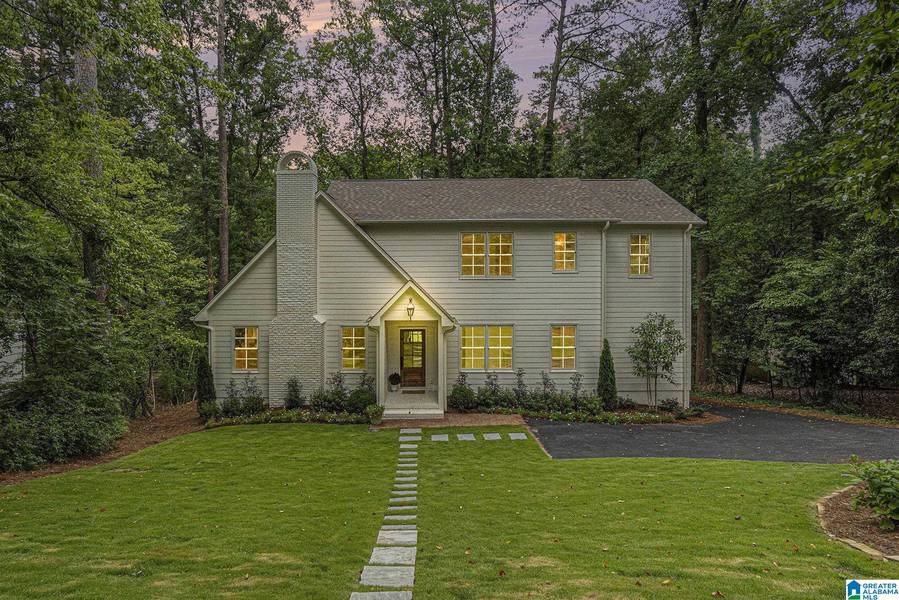 3861 GLENCOE DRIVE, Mountain Brook, AL 35213