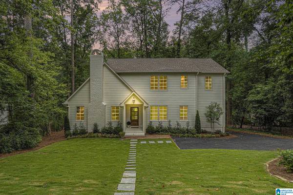 3861 GLENCOE DRIVE, Mountain Brook, AL 35213
