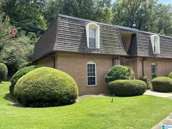 180 OLD MONTGOMERY HIGHWAY #A, Homewood, AL 35216