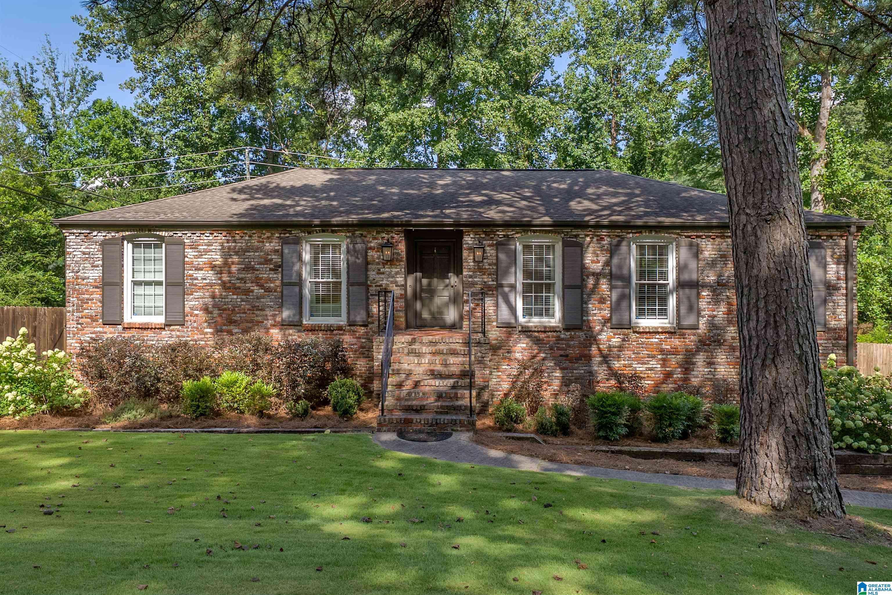 3708 NORTHCOTE DRIVE, Mountain Brook, AL 35223