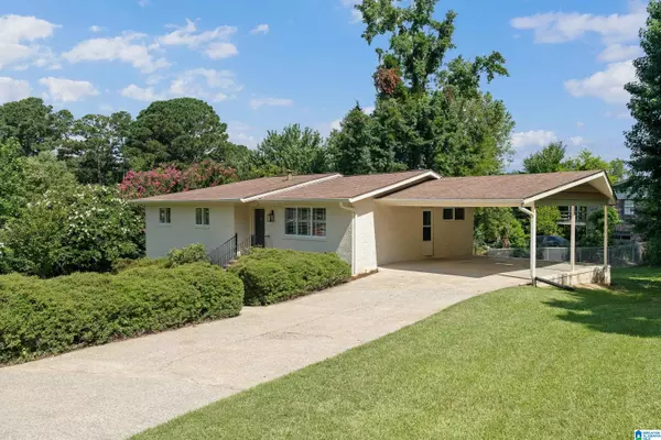 2325 BLUFF ROAD, Hoover, AL 35226