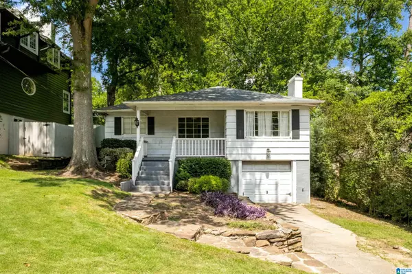 113 LORENA LANE, Mountain Brook, AL 35213