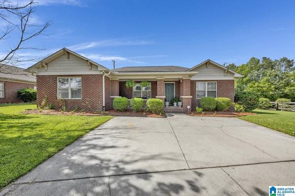 1500 HERITAGE CIRCLE SE, Cullman, AL 35055