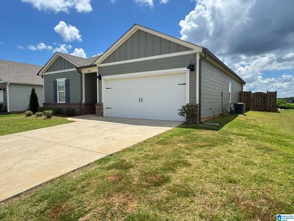 304 KOSLIN LOOP, Calera, AL 35040