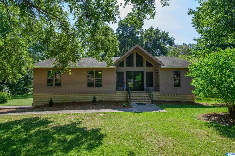 100 CAMILLE COURT, Clanton, AL 35045