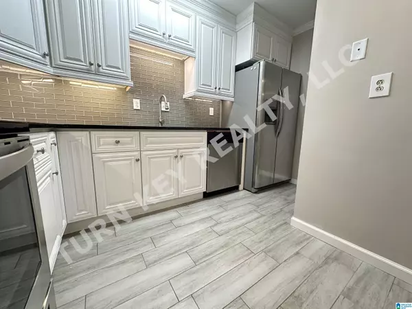 Birmingham, AL 35209,417 SKYVIEW DRIVE #Unit A