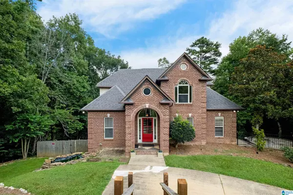 30 CRESTVIEW WAY, Trussville, AL 35173