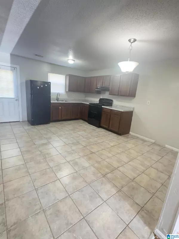 Birmingham, AL 35215,9680 WILLIAMSBURG DRIVE