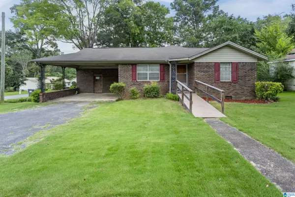 112 E JONES COURT, Hueytown, AL 35023